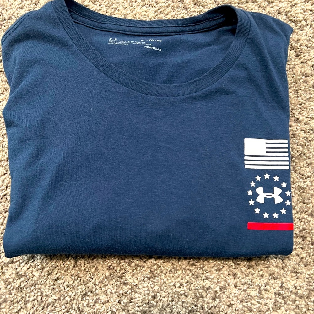 XL Men’s Under Armour tshirt